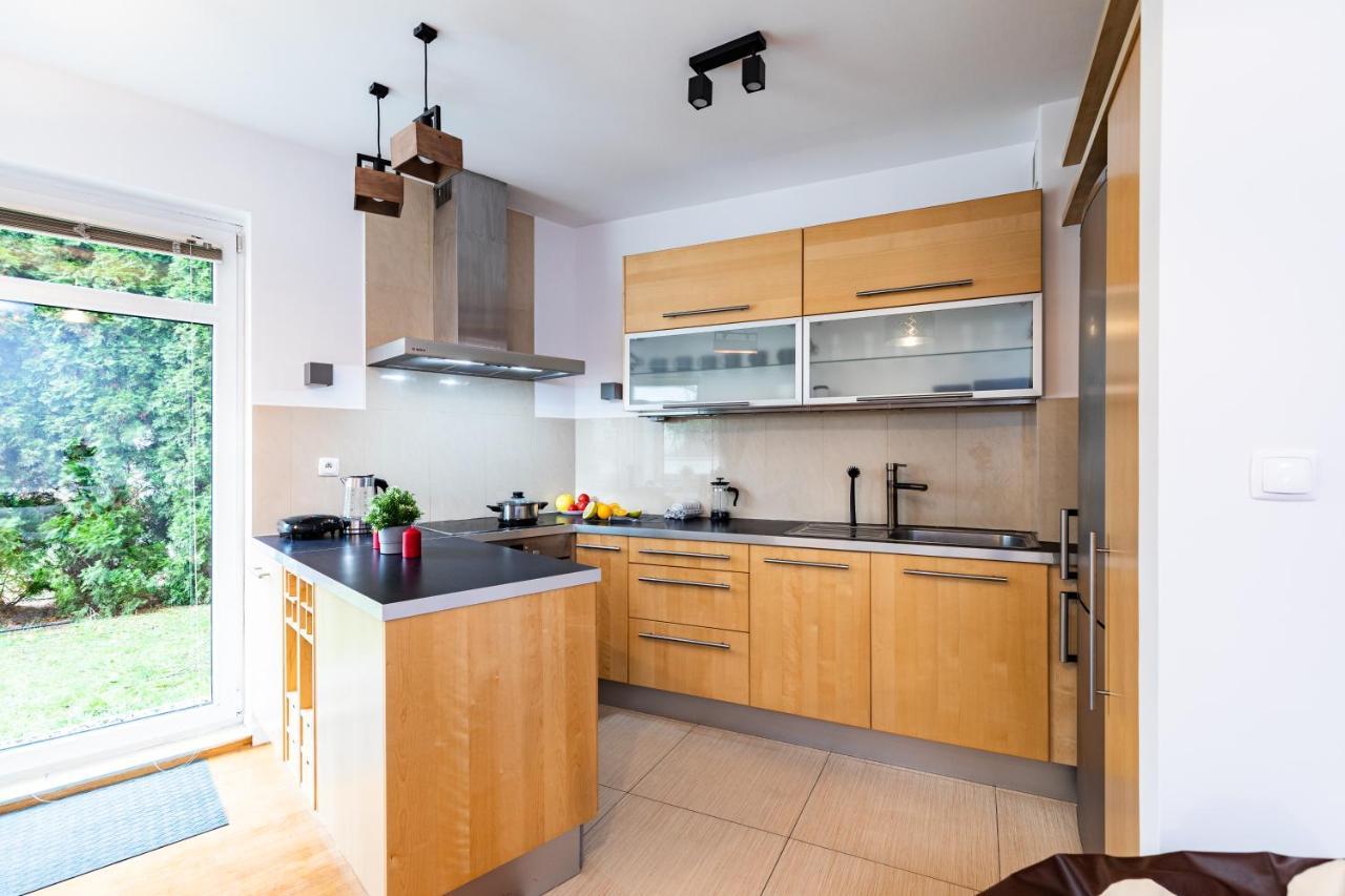 Superapart Wilanowska 7, "Pet-Friendly With Elevator & Parking" Apartment Warsaw Exterior photo